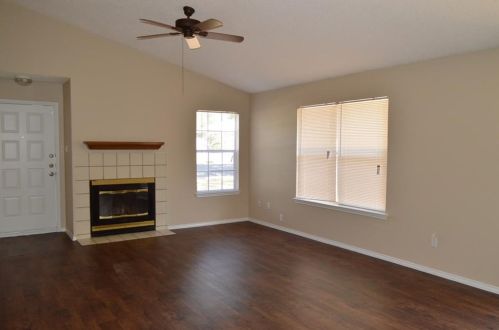 9703 Curlew Dr, Austin TX  78748-5807 exterior