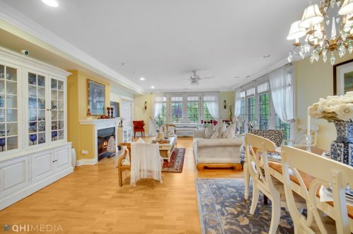 518 Winnetka Ave, Northfield, IL 60093-4013