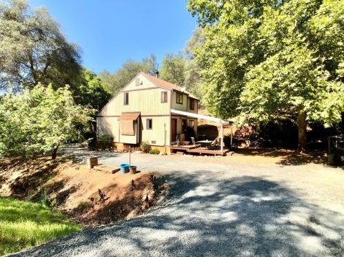 11149 Peoria Rd, Browns Valley, CA 95918-9654