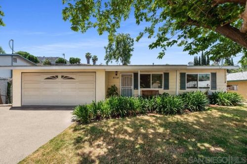 9114 Heatherdale St, Santee, CA 92071-3218