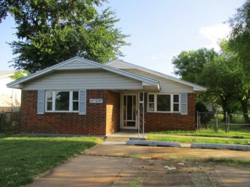 413 Washington Ave, Anadarko, OK 73005-2444
