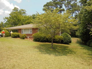 115 Laurel Dr, Athens, GA 30606-1640