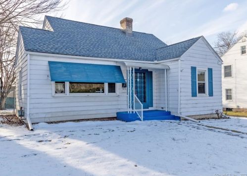 33 Frissell Ter, Middletown, CT 06457-4612