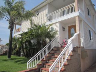 4449 Farquhar Ave, Los Alamitos, CA 90720-3719