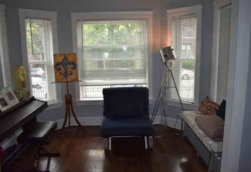 6649 Ashland Ave, Chicago, IL 60626-4106