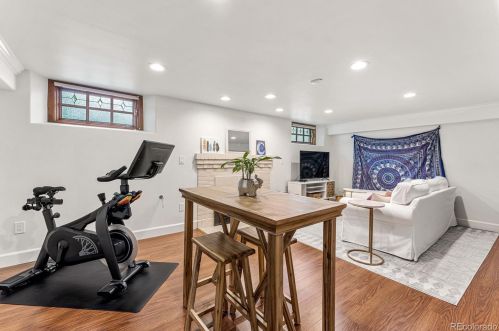 1066 Bonnie Brae Blvd, Denver CO  80209-5135 exterior