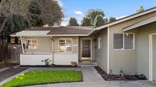 1226 Chehalem Dr, Modesto, CA 95350-5626