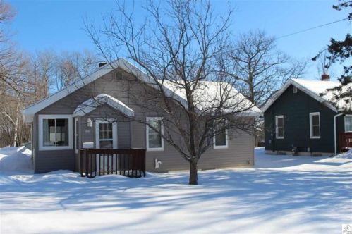 818 Minneapolis Ave, Duluth, MN 55803-1865