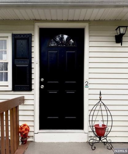 2 Elder Dr, Morristown, NJ 07960-2805