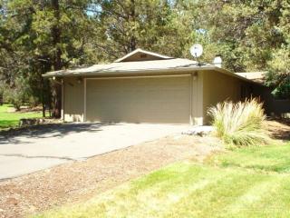 61431 Little John Ln, Bend, OR 97702-2205