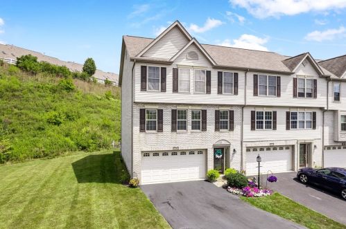 613 Hilton Cir, Noblestown, PA 15071-1746