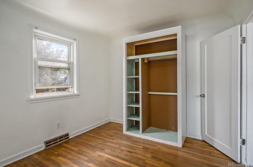 327 2nd Ave, La Salle CO 80645-3218 exterior