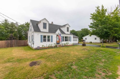 181 Chestnut Hill Rd, Rochester, NH 03867-5142