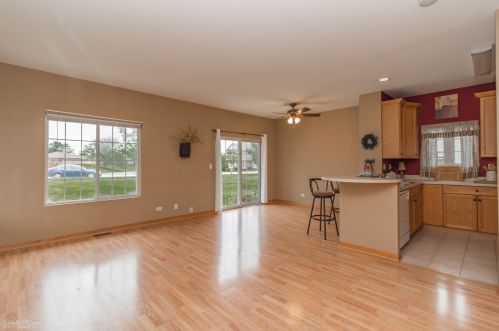 450 Borden St, Bull Valley, IL 60098-2100