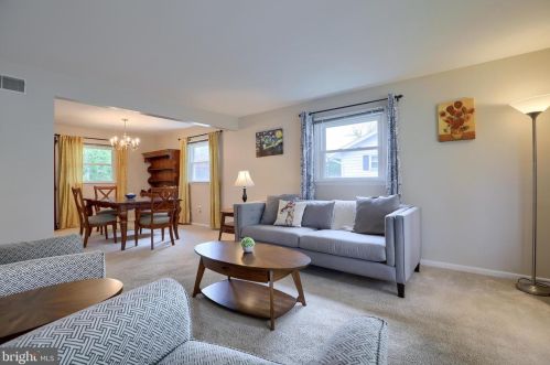 1117 Devonshire Rd, Lancaster PA  17601-1649 exterior