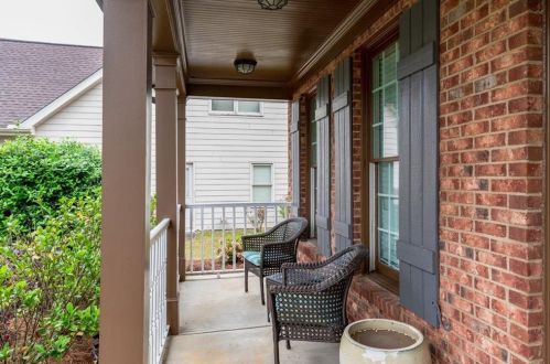 304 Baymist Dr, Loganville, GA 30052-6638