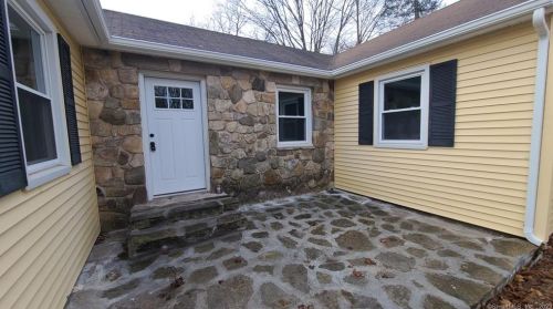 43 Wilcox Rd, Middletown CT  06457-5531 exterior
