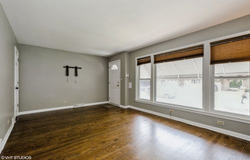 7232 Everell Ave, Chicago, IL 60631-1933