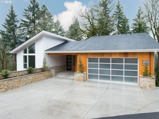4718 Adams St, Camas, WA 98607