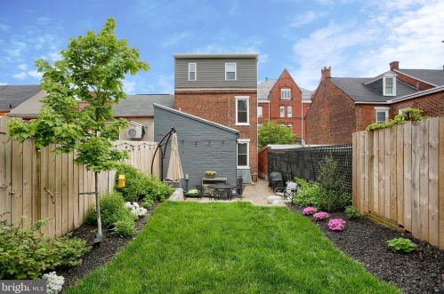 36 Mulberry St, Lancaster PA  17603-3741 exterior