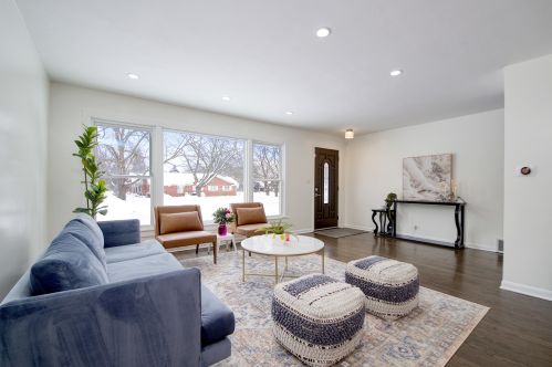 536 Dale Ave, Arlington Hts, IL 60004-6932