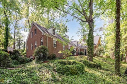 14 Sherwood Dr, Newnan, GA 30263-1146