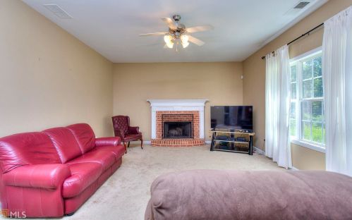 120 Melrose Creek Dr, Stockbridge GA  30281-2333 exterior
