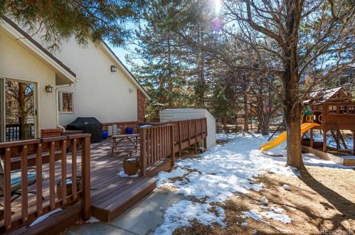 6068 Clinton Ct, Englewood CO 80111-5217 exterior