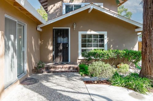221 Maynell Ave, Modesto, CA 95354-0410