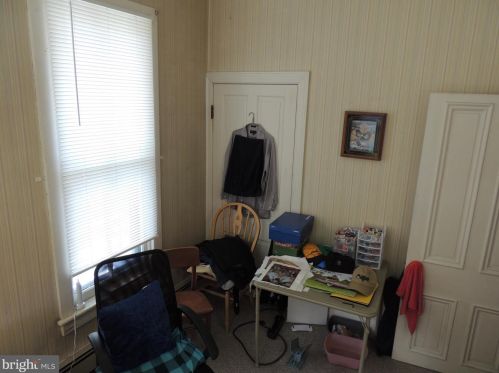 213 Broadway, Hanover PA 17331-2503 exterior