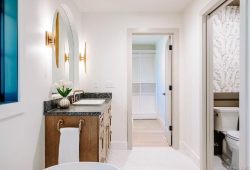 5497 Oneida Way, Englewood CO 80112-2523 exterior