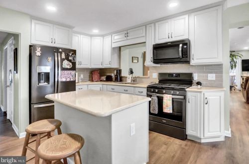 774 Broadway, Hanover PA 17331-2503 exterior