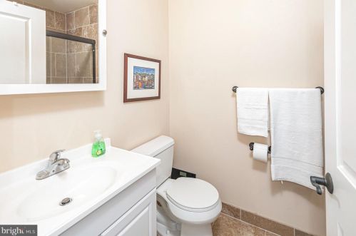 12 Canal Rd, Princeton NJ  08540-7030 exterior