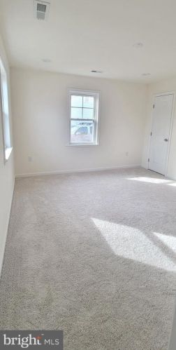 15124 Concord Dr, Woodbridge VA  22193-1640 exterior