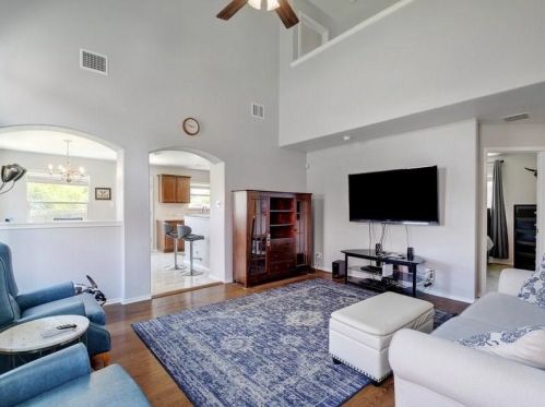 244 Caddis Cv, Uhland TX  78640-8003 exterior