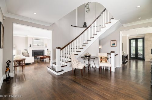13 Dorchester Ln, Riverside CT  06878-1704 exterior