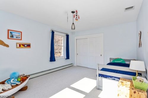 97 Roosevelt Ave, Paterson NJ  07506-0015 exterior