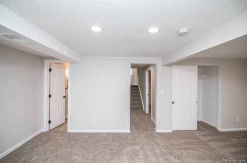 6297 Niagara Ct, Englewood CO 80112-1011 exterior