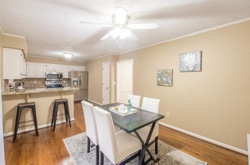1708 Defoors Walk, Atlanta GA  30318-3012 exterior