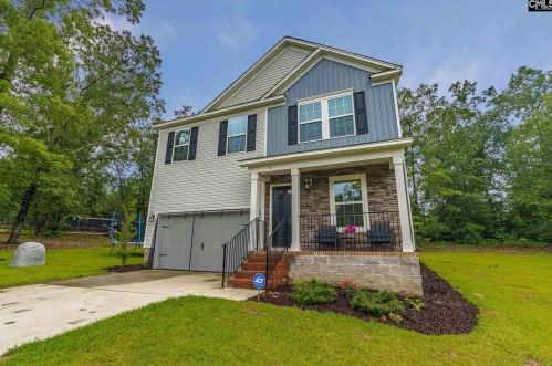 71 Carina Ln, Lugoff, SC 29078-8204