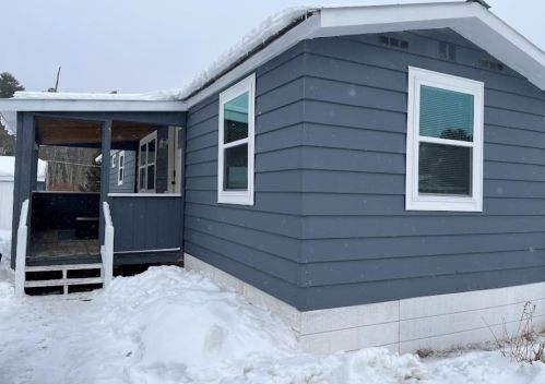 16 Meadowmist Dr, Carroll, NH 03598-5101