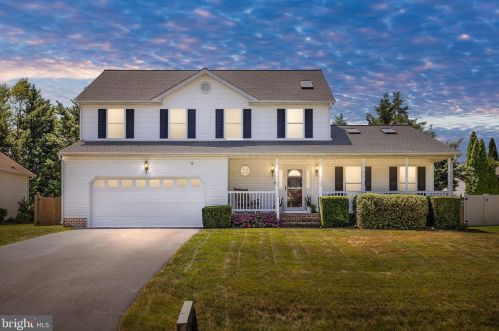 12006 Stonehenge Dr, Fredericksburg, VA 22407-7374