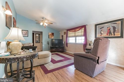 216 Nassau Dr, Tavistock NJ 08033-3976 exterior