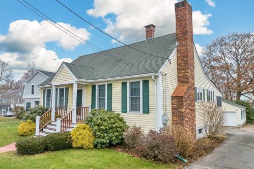 7 Robin Rd, Rye, NH 03870-2846