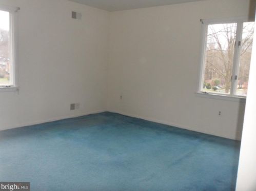 2312 Parallel Ln, Silver Spring MD 20904-5450 exterior