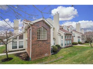 132 Carriage Crossing Ln, Middletown, CT 06457-5832
