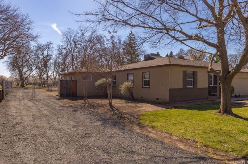 539 11th Ave, Chico, CA 95926-2514