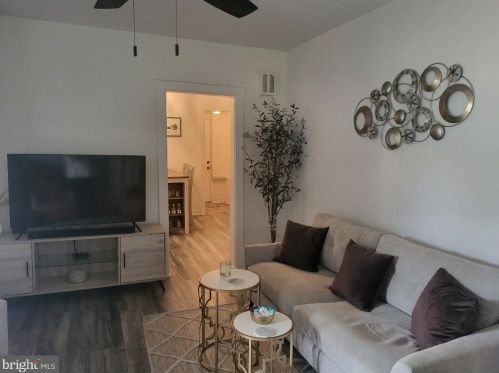 457 Curtis Ave, Camden NJ 08108-3206 exterior