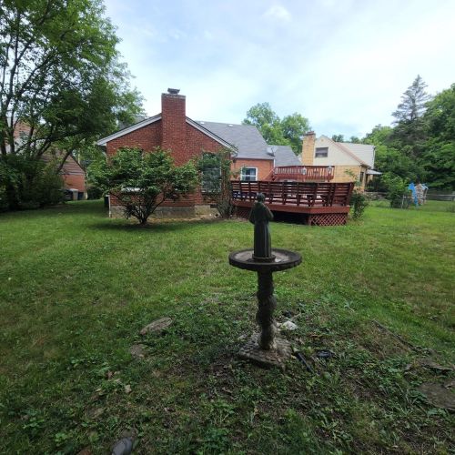 1461 Clovernoll Dr, Cincinnati, OH 45231-5401