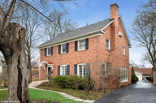 149 Glenwood Ave, Northfield, IL 60093-1508